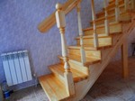 Вид сбоку: первые, нижние ступеньки.